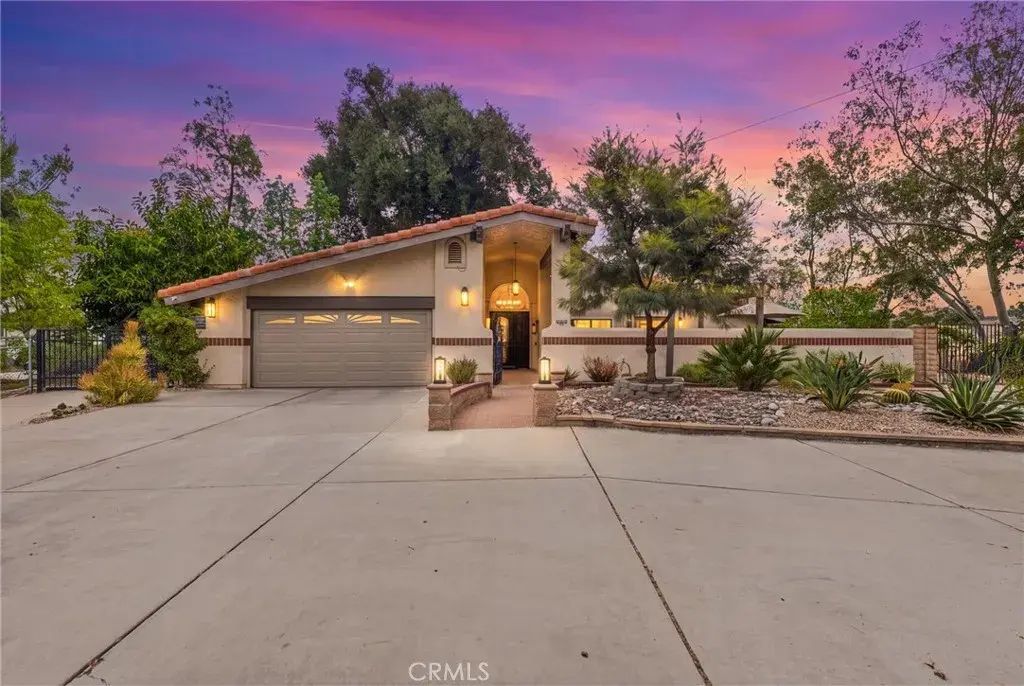 31016 E Sunset Drive North, Redlands