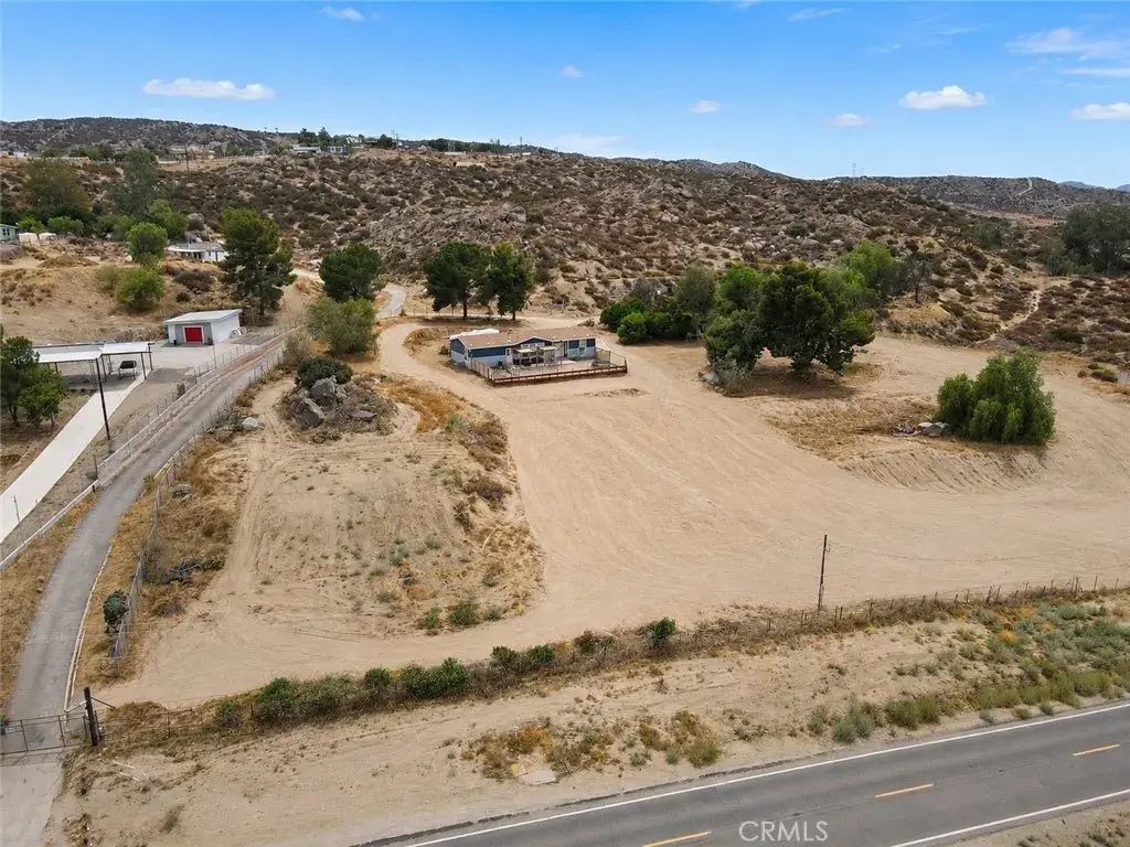 22701 Juniper Flats, Nuevo