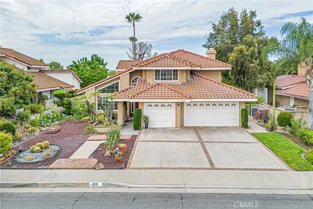 825 Bridgewater Lane, Walnut