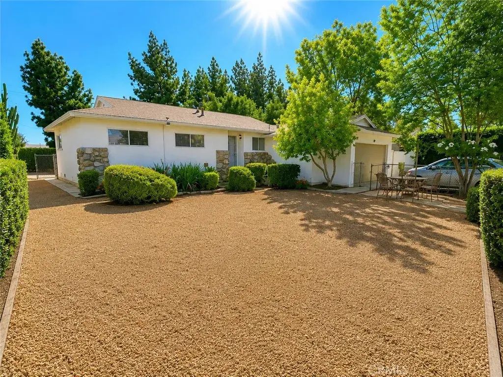 3532 Artesian, Riverside