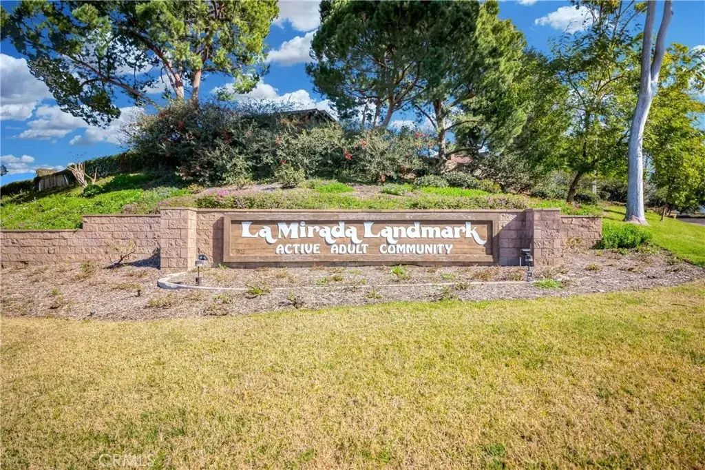 13504 La Jolla F, La Mirada