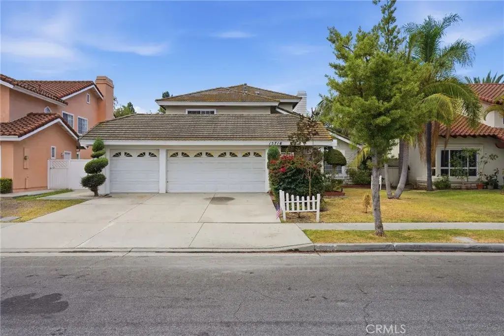 15716 Birchwood, La Mirada