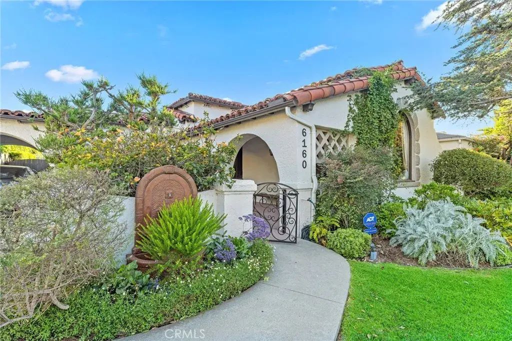 6160 San Vicente Boulevard, Los Angeles