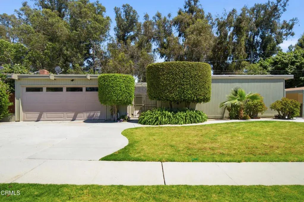 5476 Byron, Ventura