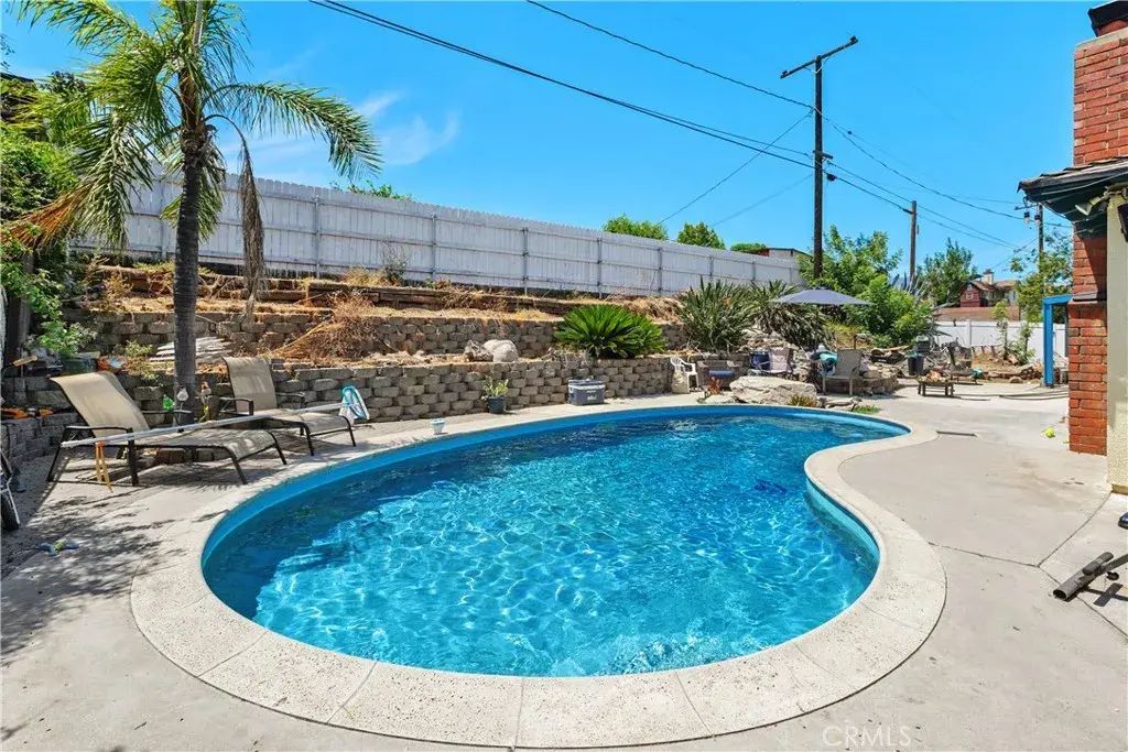 726 W Hacienda, Corona