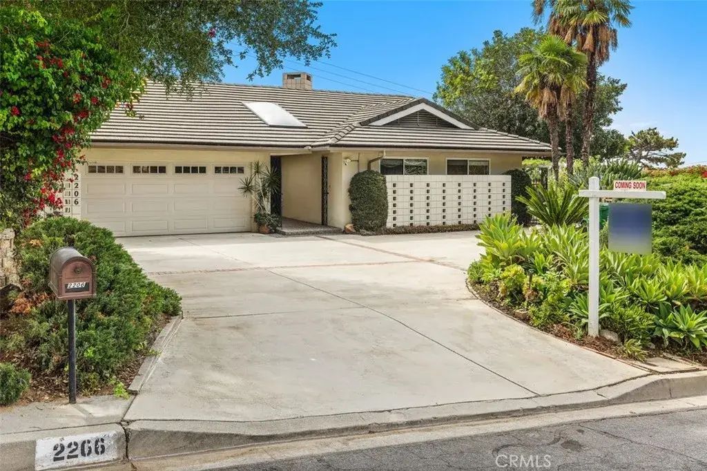 2206 Canyon Road, Arcadia