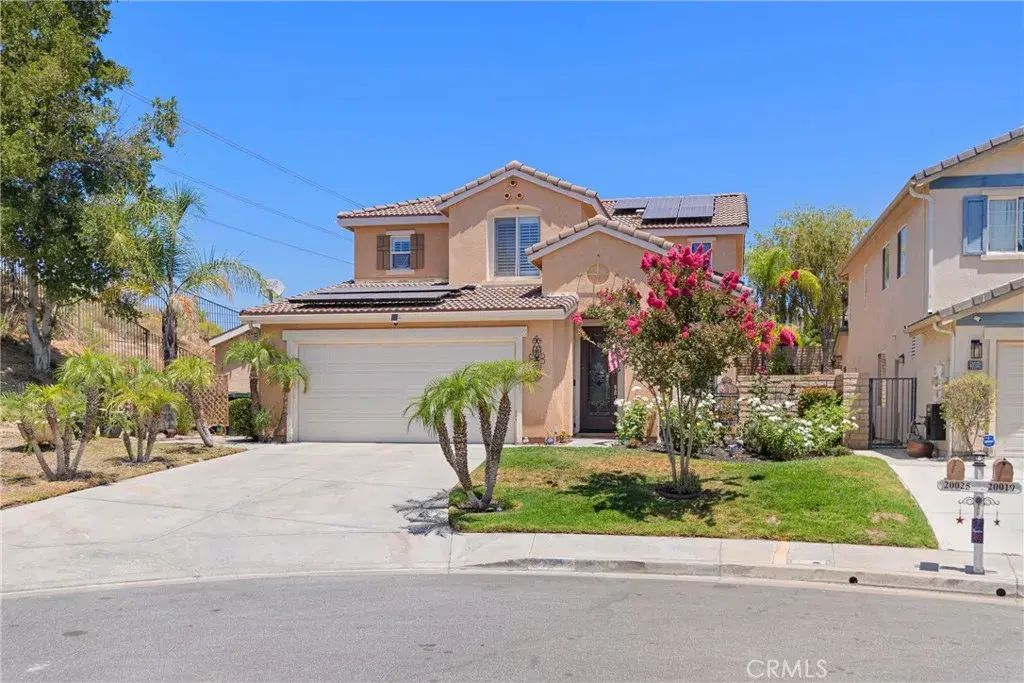 20025 Celleste, Saugus