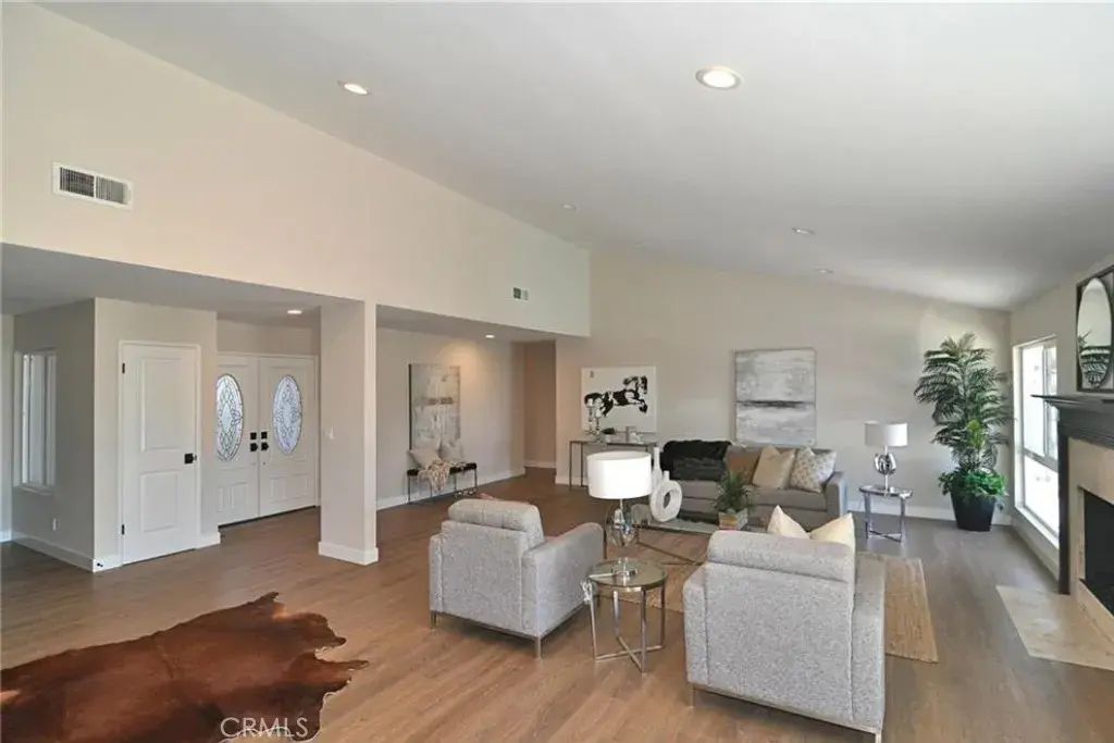 7251 Pondera Circle, West Hills