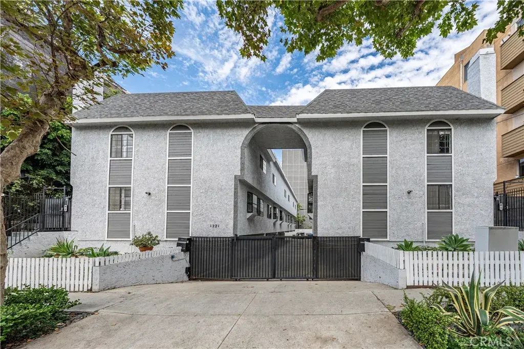 1221 N Sycamore 5, Los Angeles