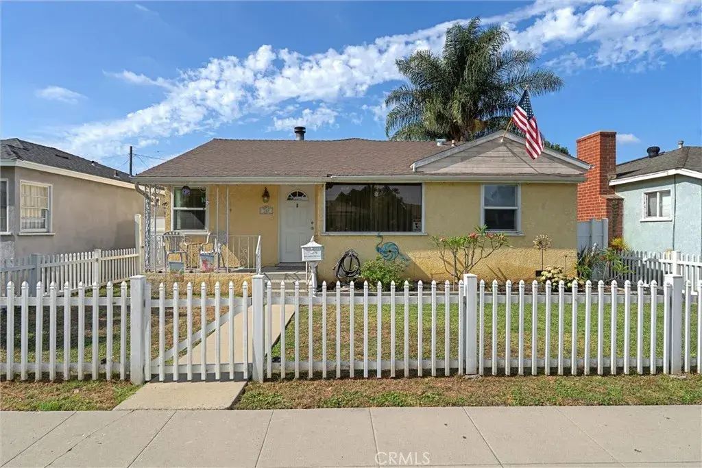 240 E Barclay, Long Beach