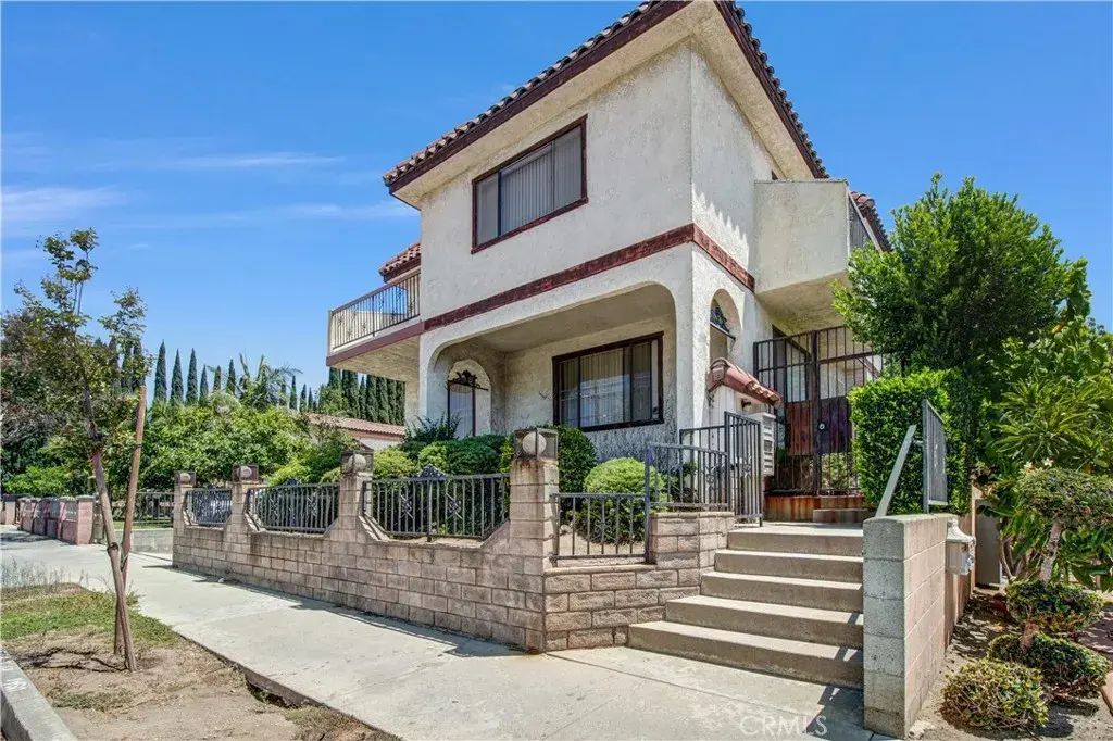 226 N Chandler B, Monterey Park