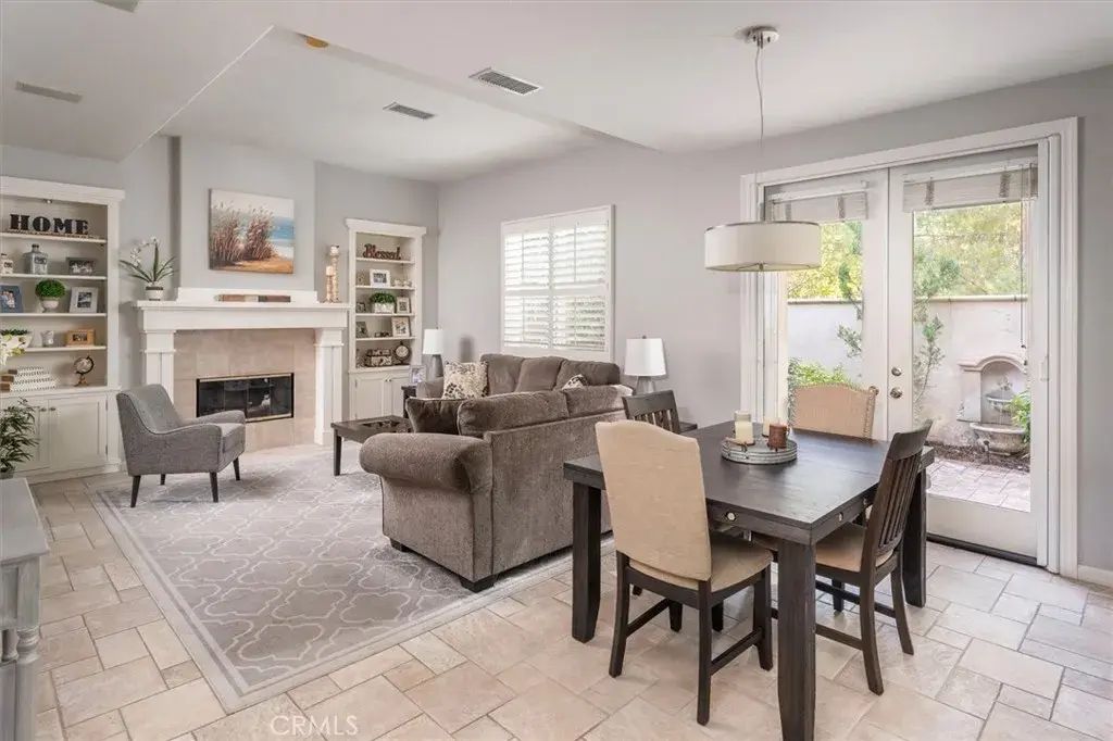 26910 Monterey, Valencia