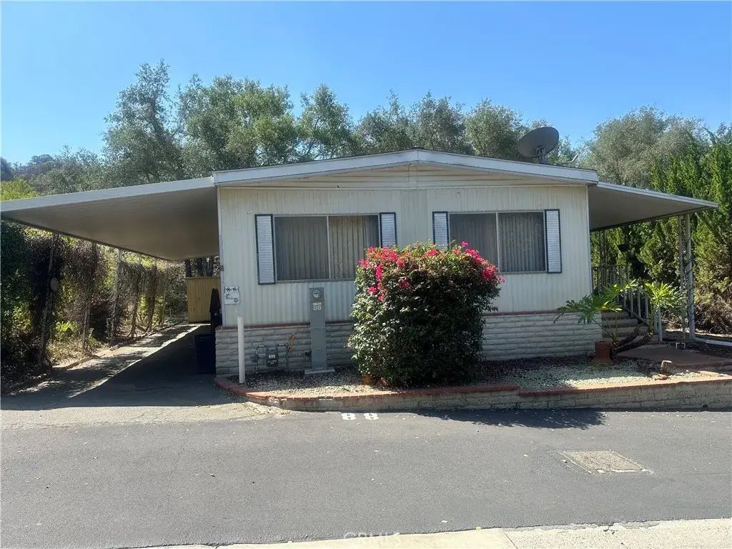 4747 Oak Crest Road 88, Fallbrook