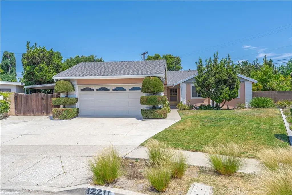 12211 Granite, Garden Grove