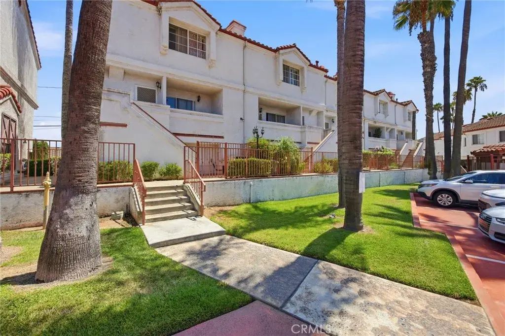 264 E Beverly Boulevard A, Montebello