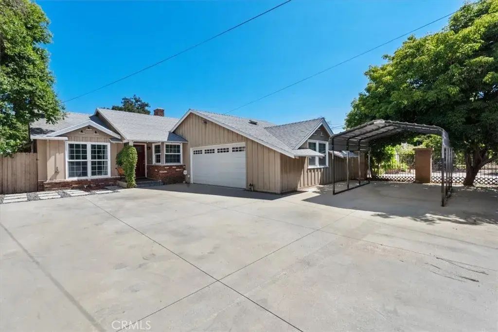 14319 Valerio Street, Van Nuys
