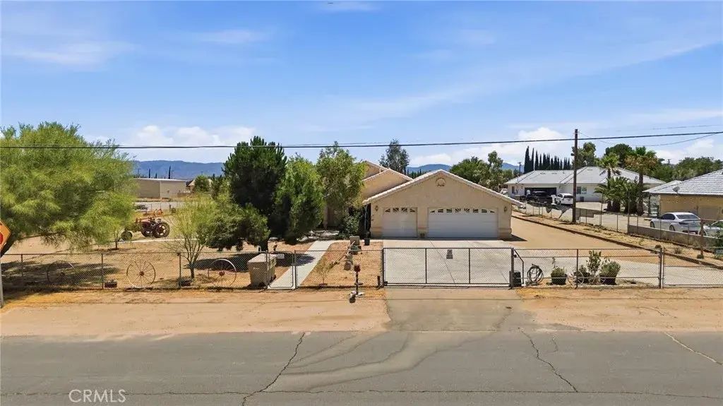 16089 Cactus Street, Hesperia