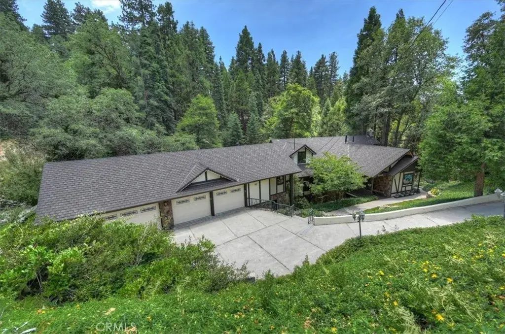 31221 Old City Creek, Running Springs