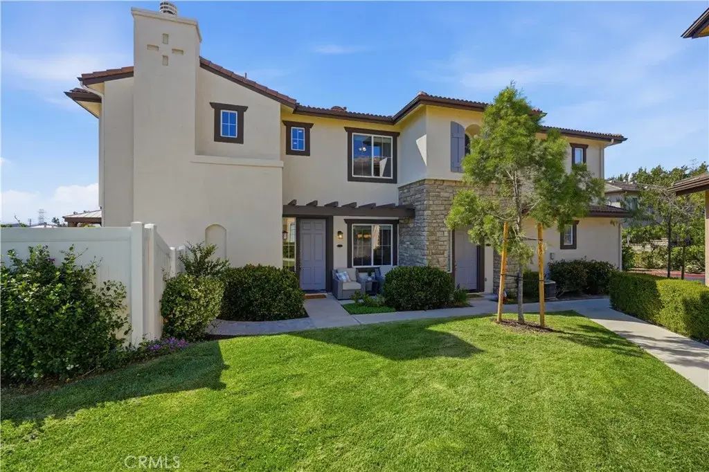 24382 Cavalini Place, Valencia