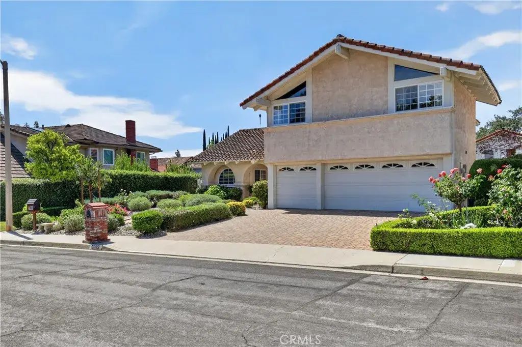 2082 Lindengrove Street, Westlake Village