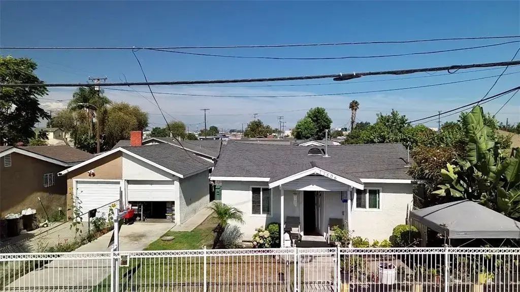 13606 S Largo Avenue, Compton