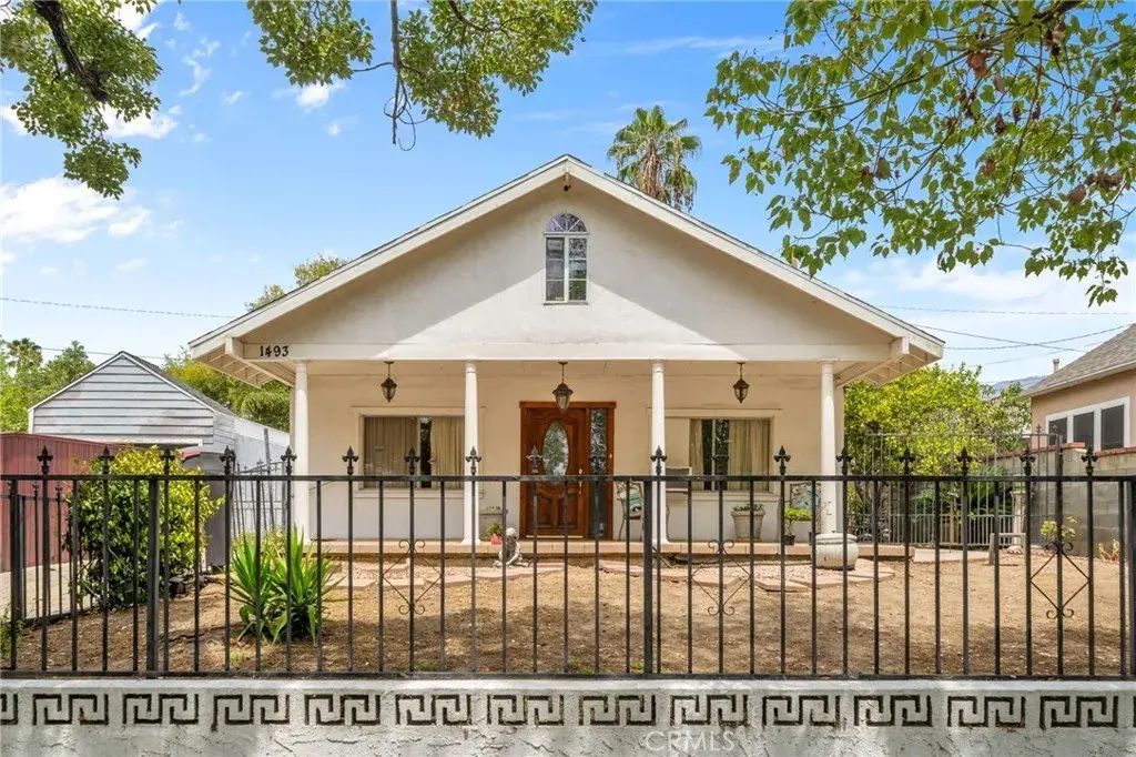 1493 Whitefield, Pasadena