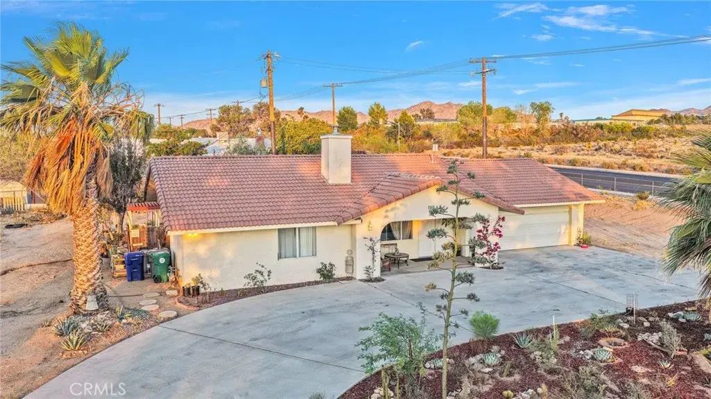 7685 Hilton, Yucca Valley