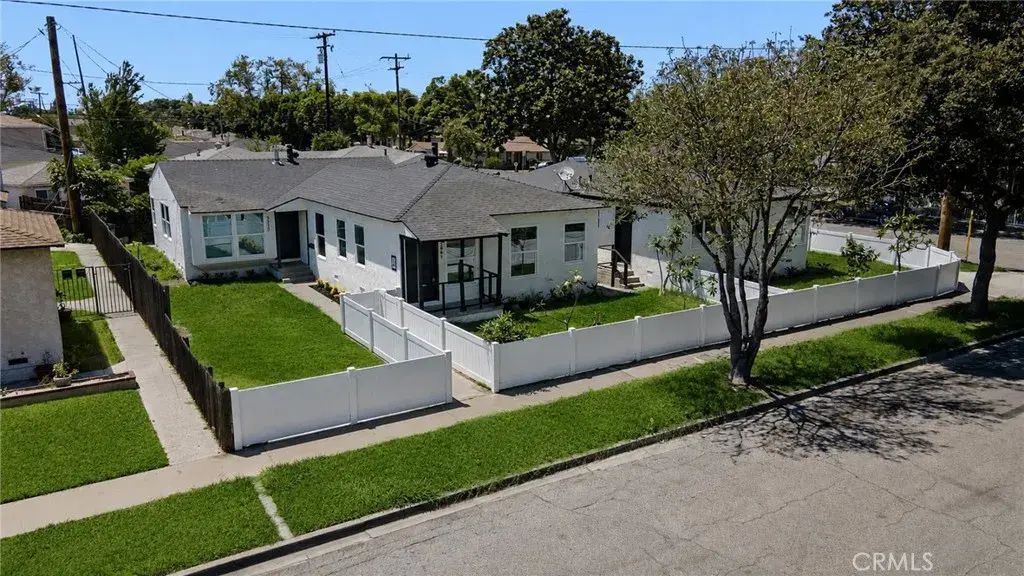 4332 Andy, Lakewood