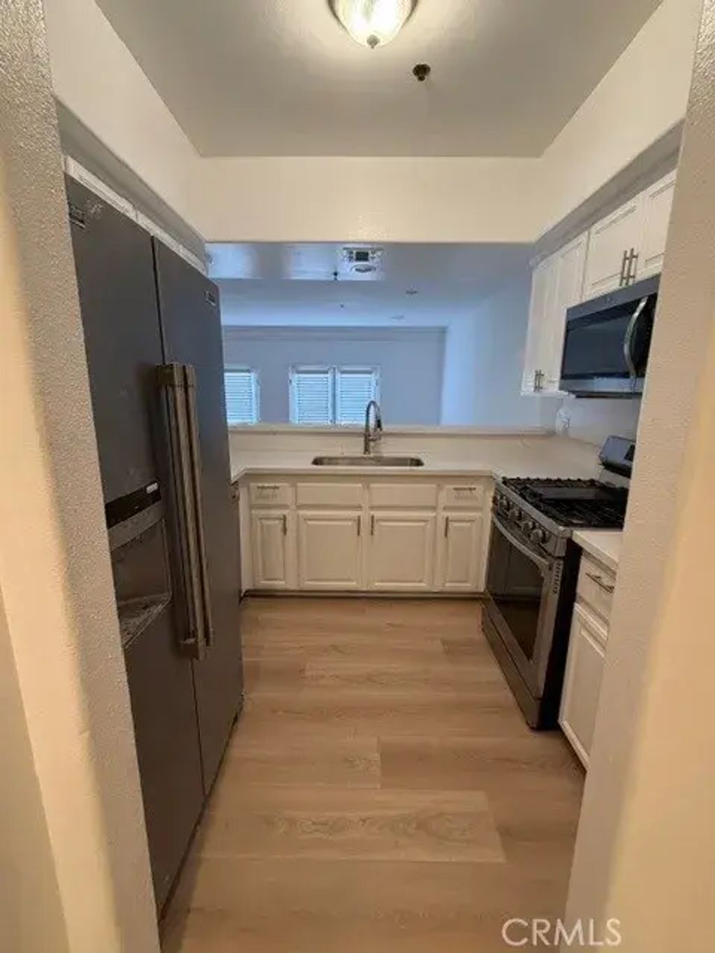 12011 Goshen Avenue 205, Brentwood