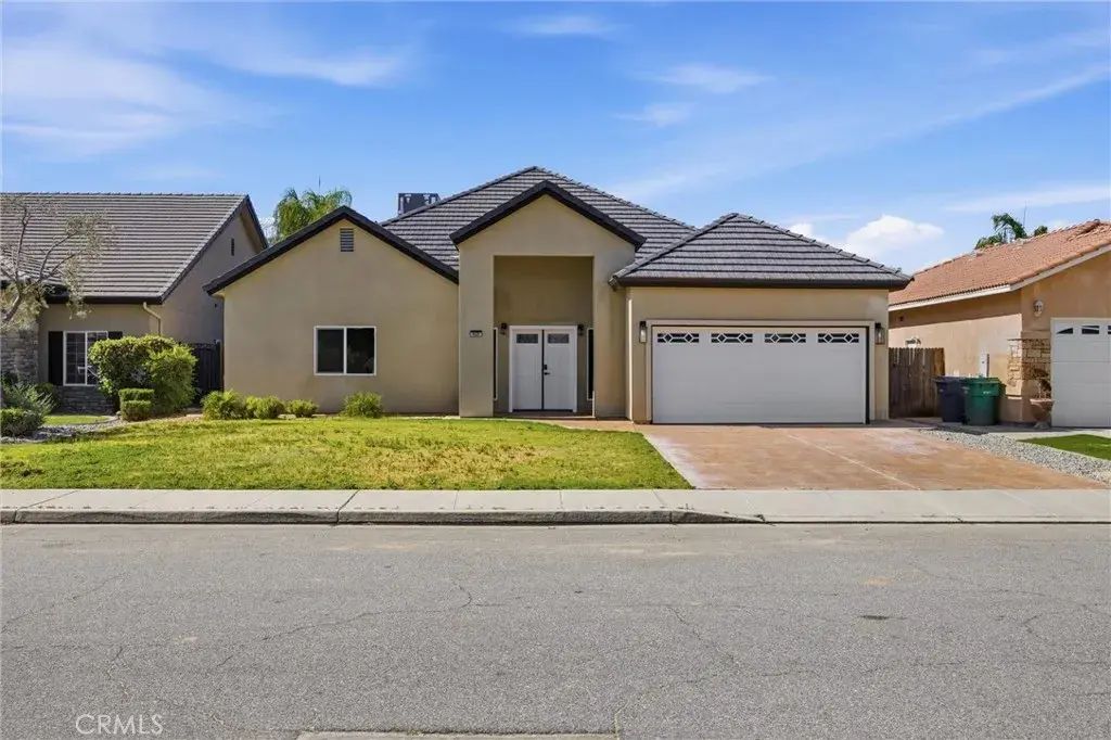 547 Shady Meadow Court, Bakersfield