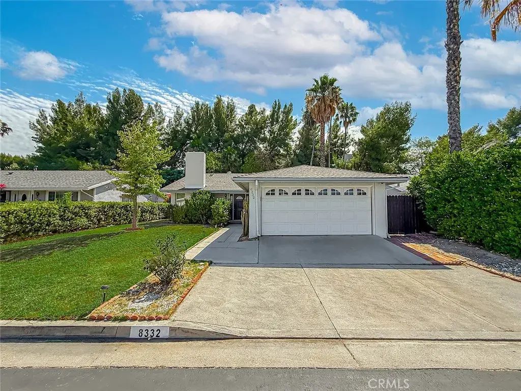 8332 Ducor Avenue, West Hills