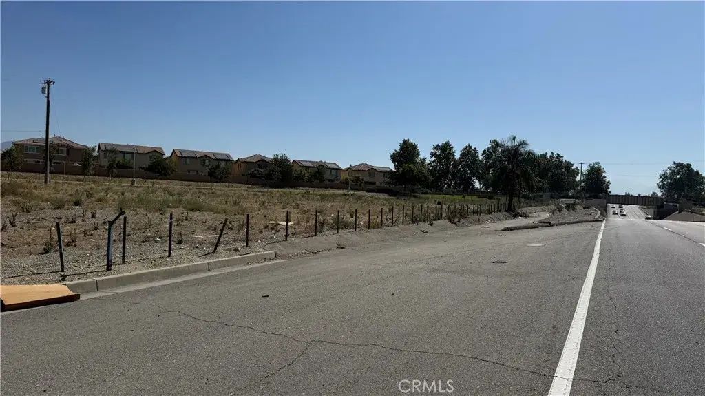 15526 Foothill, Fontana