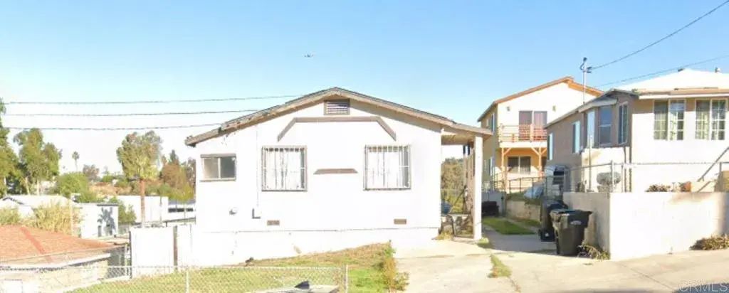4166 Newton Avenue, 
