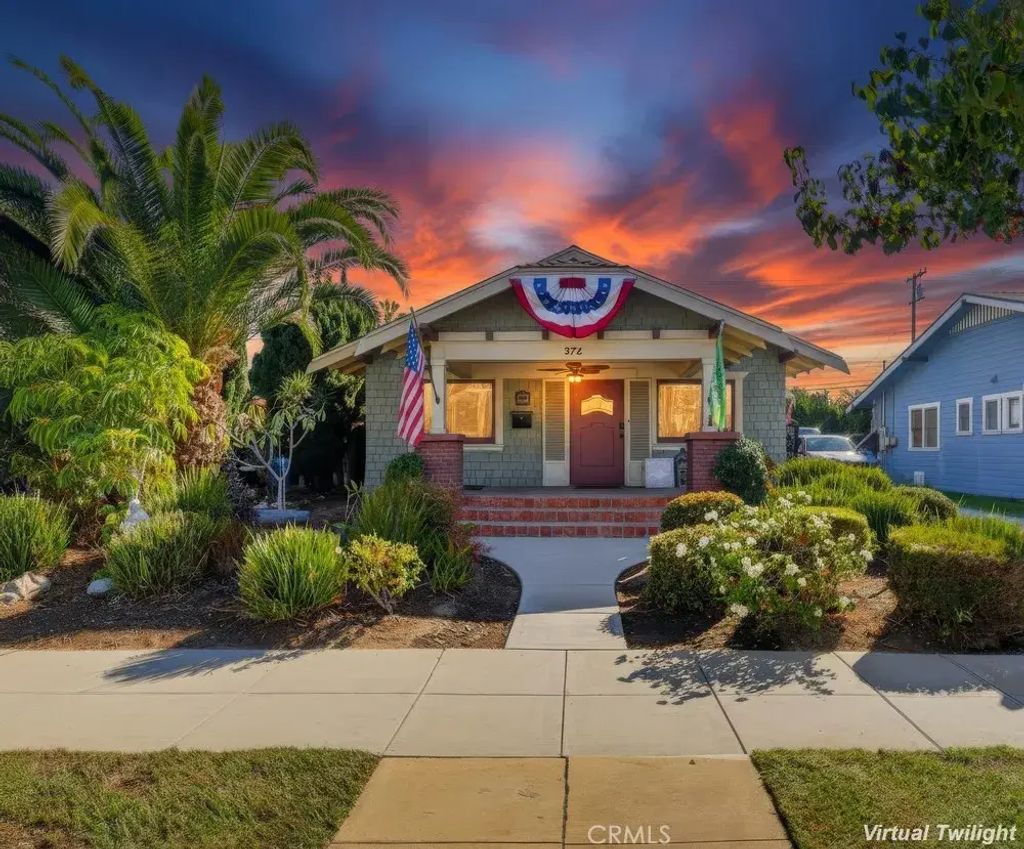 376 Orizaba Avenue, Long Beach