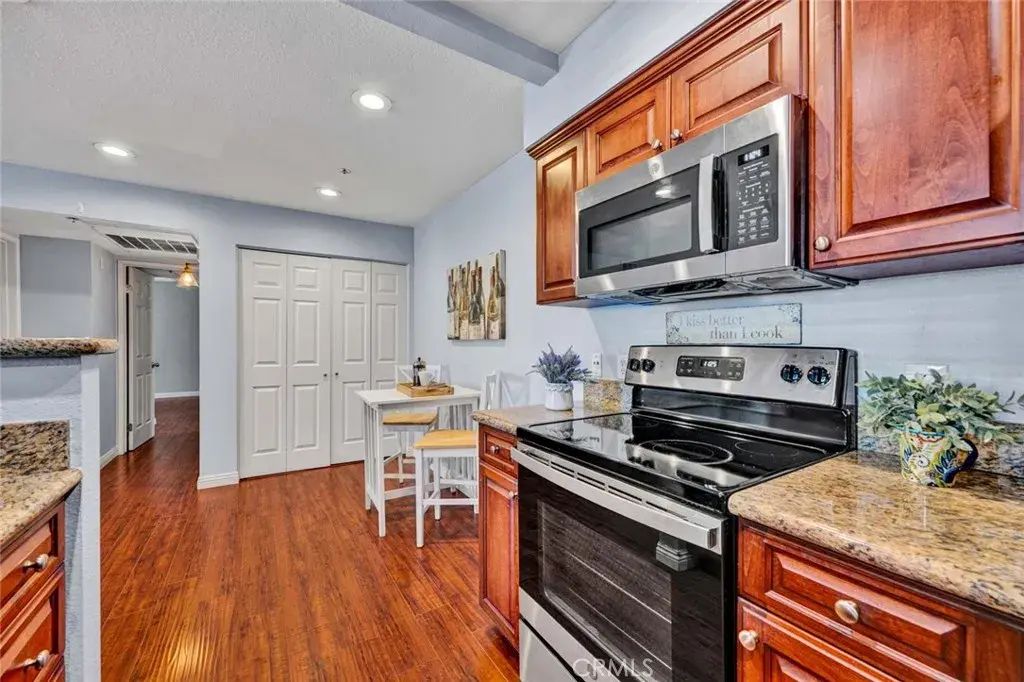 3500 S Greenville G15, Santa Ana
