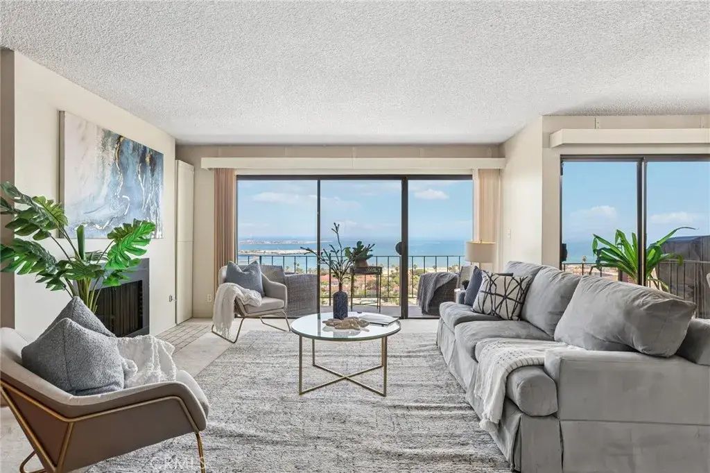 3432 S Peck Avenue 302, San Pedro