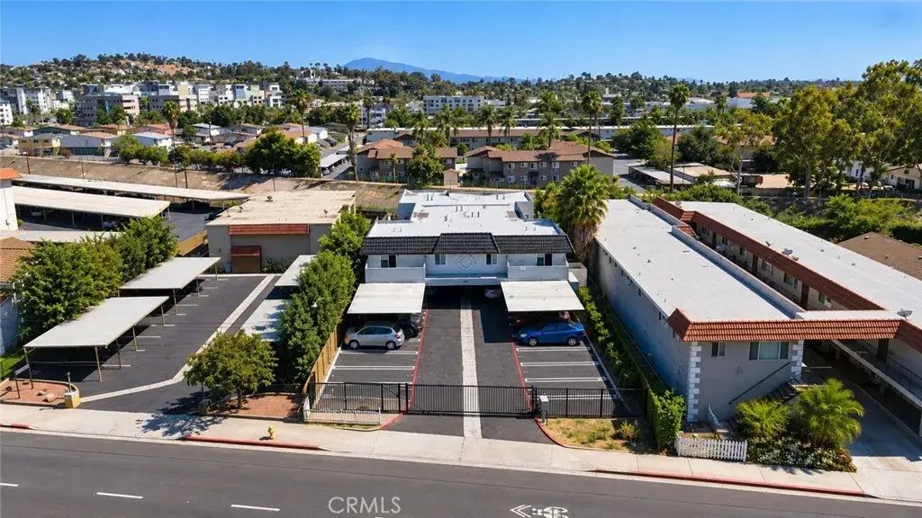 331 Washington, Escondido