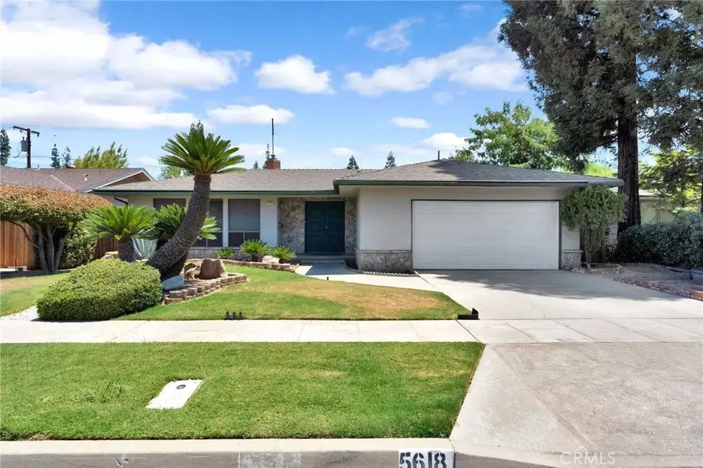 5618 N 9th Street, Fresno