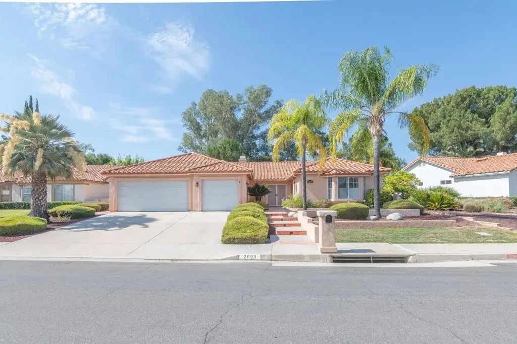 2699 Peach Tree St, Hemet