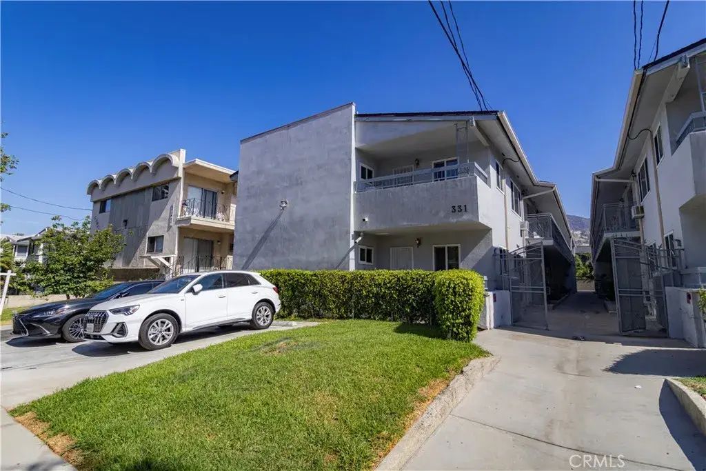 331 Cameron 7, Glendale