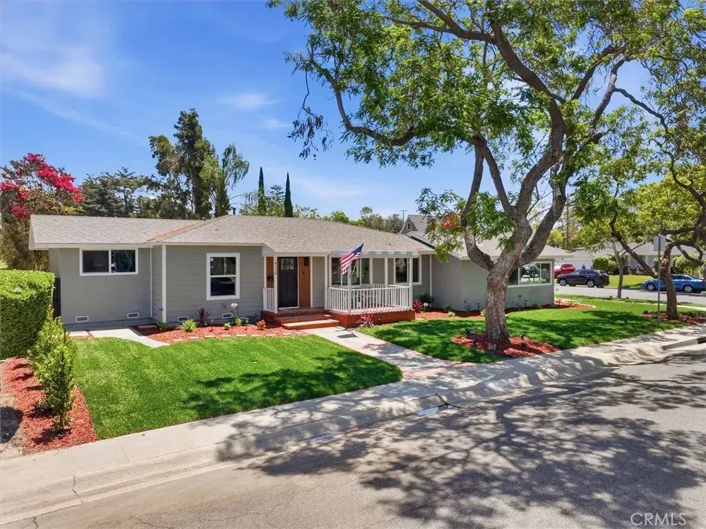4126 Sebren Ave, Lakewood