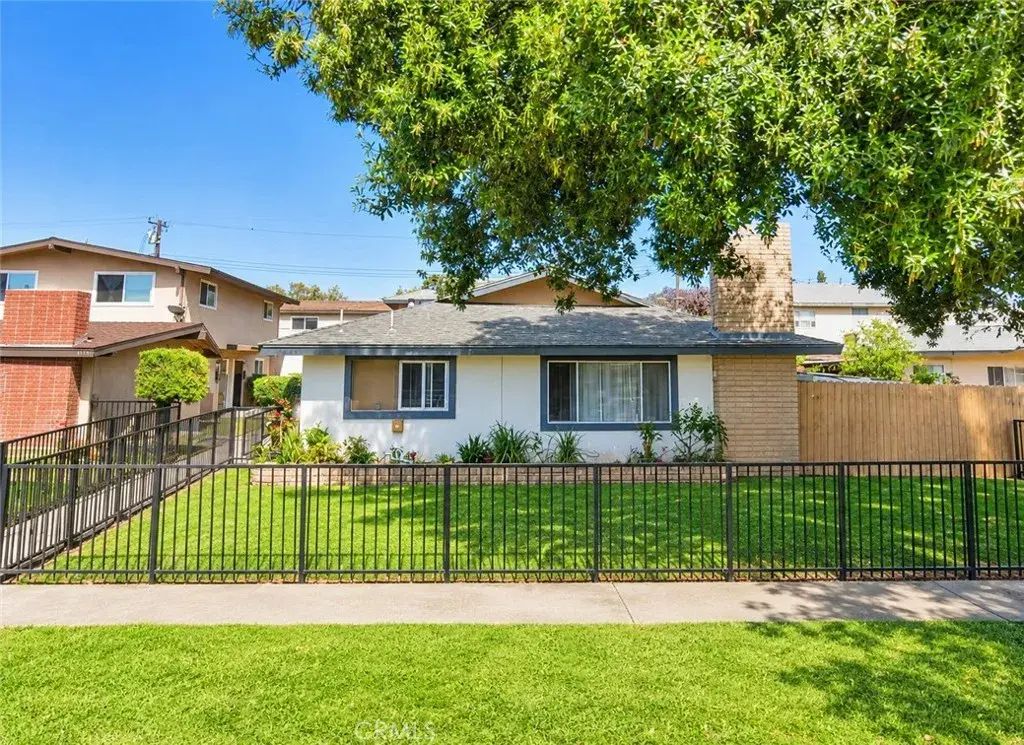 1617 Cedar, Santa Ana