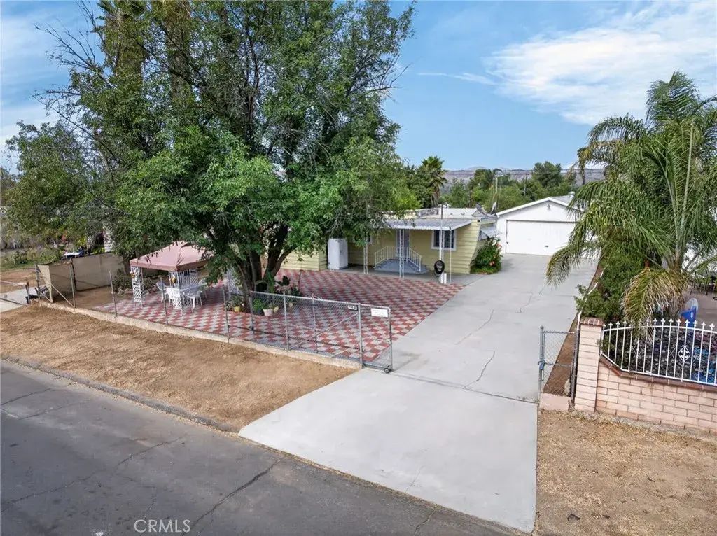 168 Bond Drive, Perris