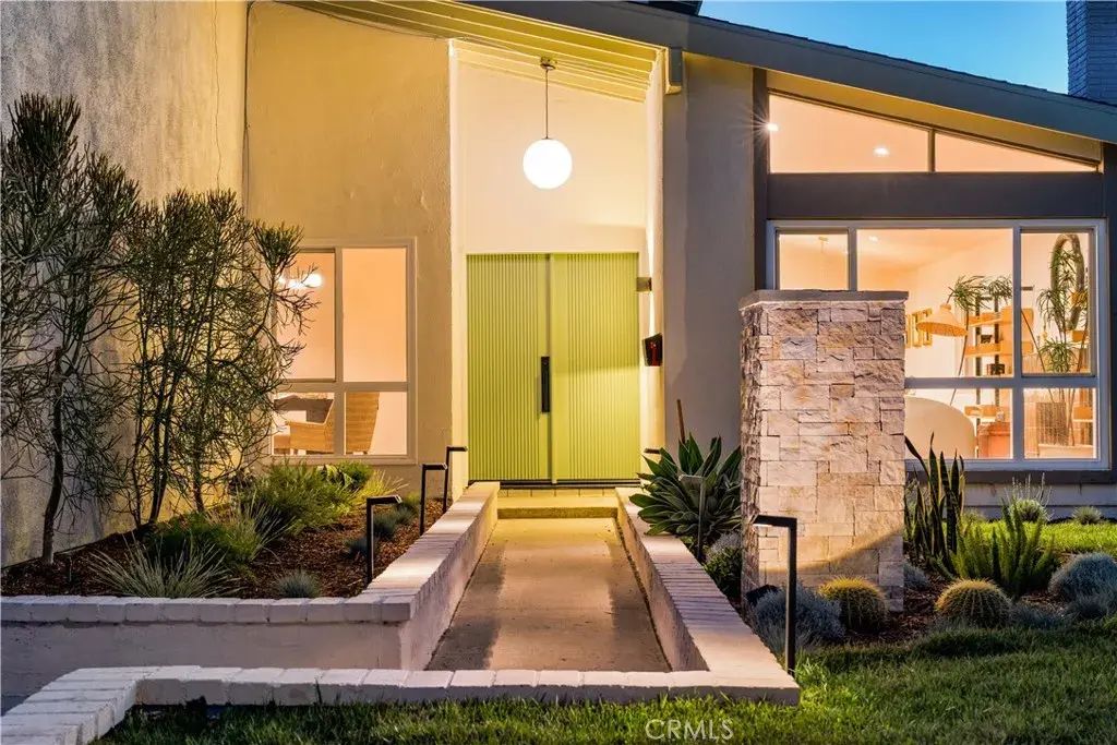 5649 Medeabrook Place, Agoura Hills