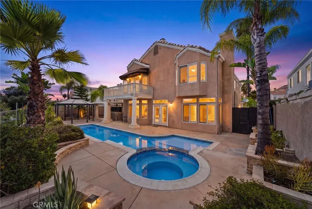 23715 Via Segovia Street, Murrieta