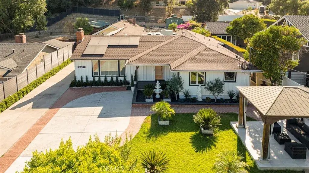 10431 Johanna Street, Shadow Hills