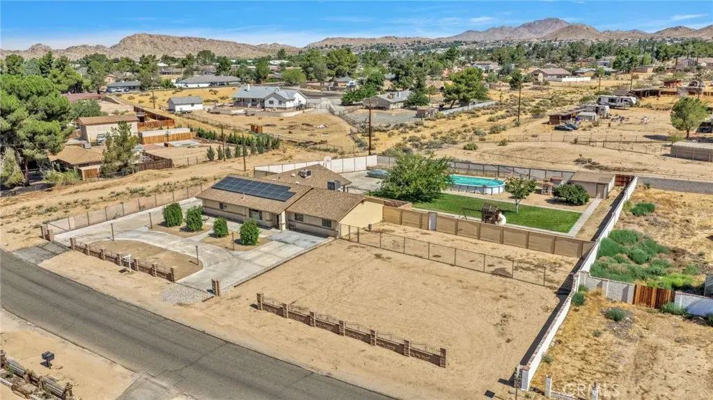 15011 Tuscola Road, Apple Valley