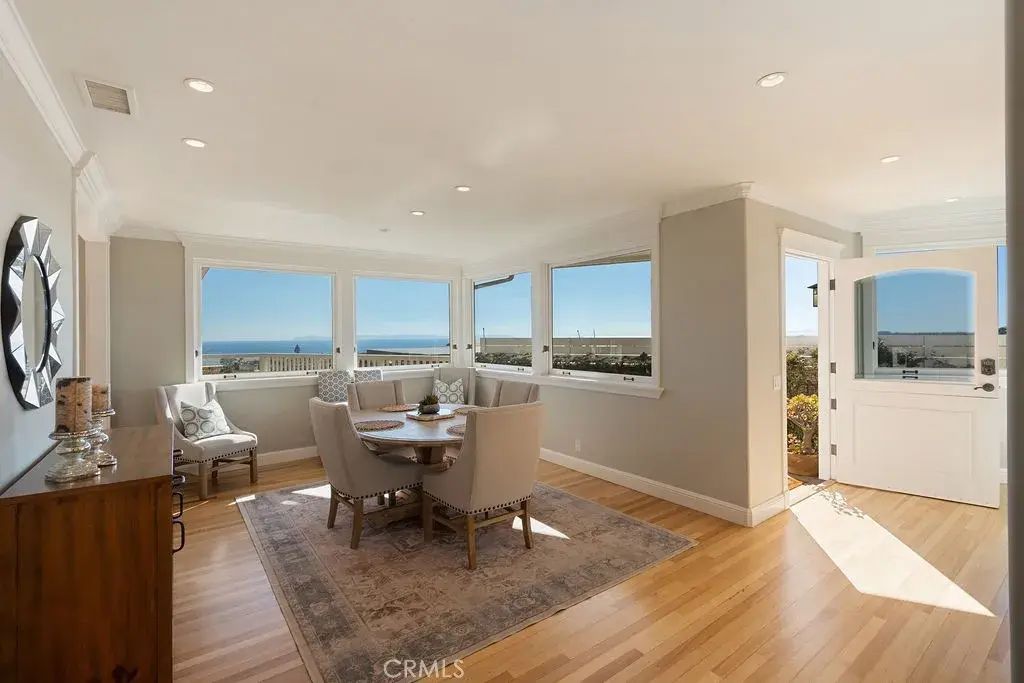 407 Mendoza Terrace, Corona Del Mar