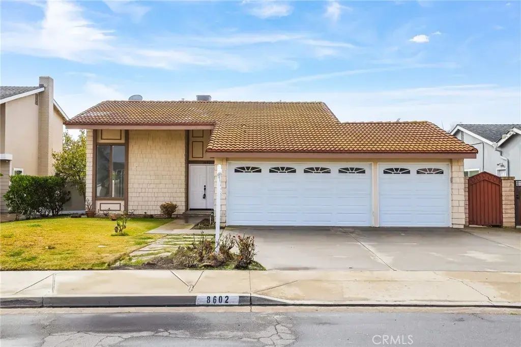 8602 Doremere Drive, Huntington Beach