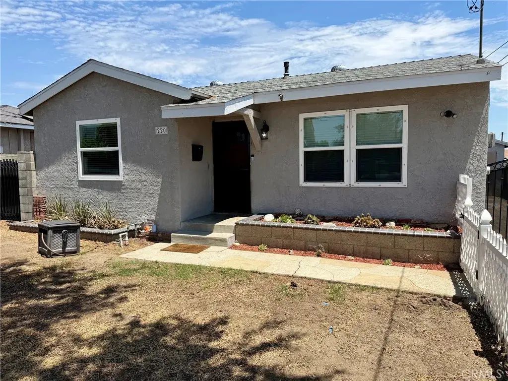 220 N Orange Avenue, Azusa